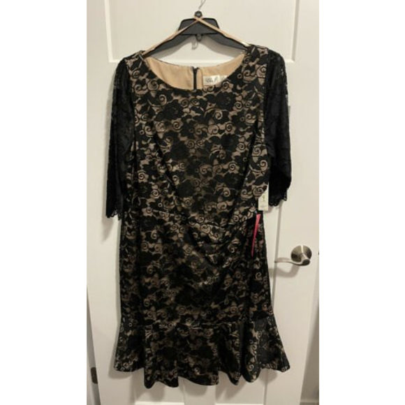 Eliza J Women's Lace Flounce Hem Dress - Picture 1 of 8